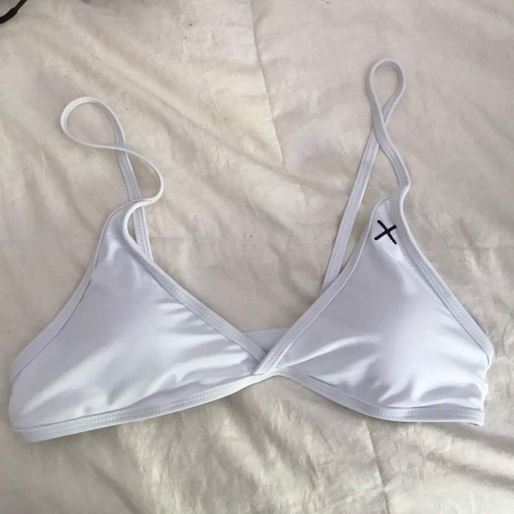 White BoutineLa Fitted Bikini Top